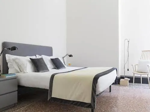 Garibaldi Suites Hotel